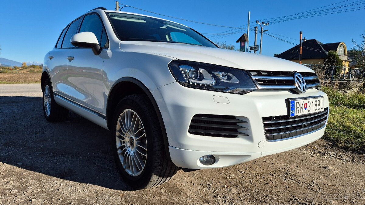 Volkswagen Touareg II 3.0 V6 TDI 240k BMT Premium 4XMOTION - 3
