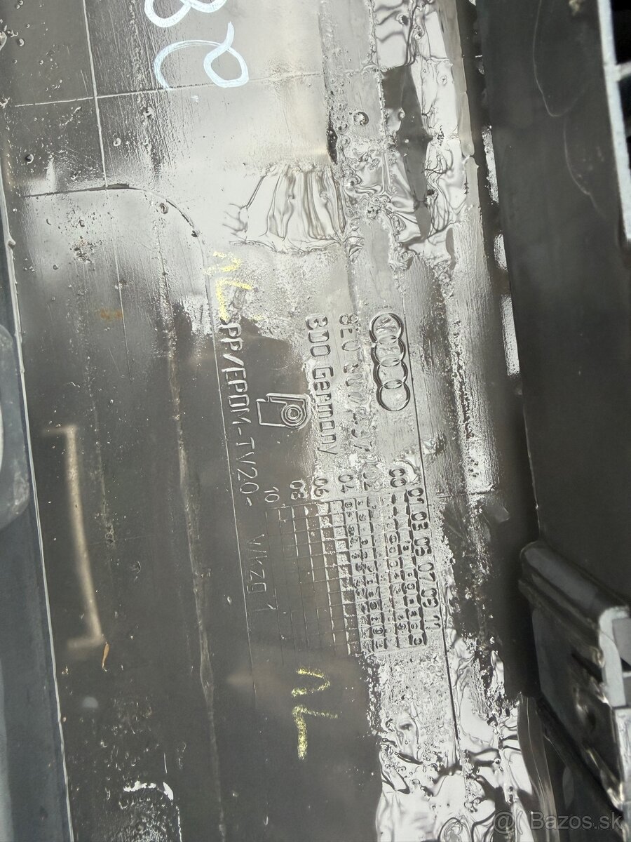 Nárazník na Audi a4 b6 - 3