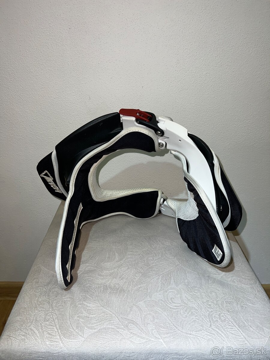 Chránič krku Leatt Neck Brace DBX - 3