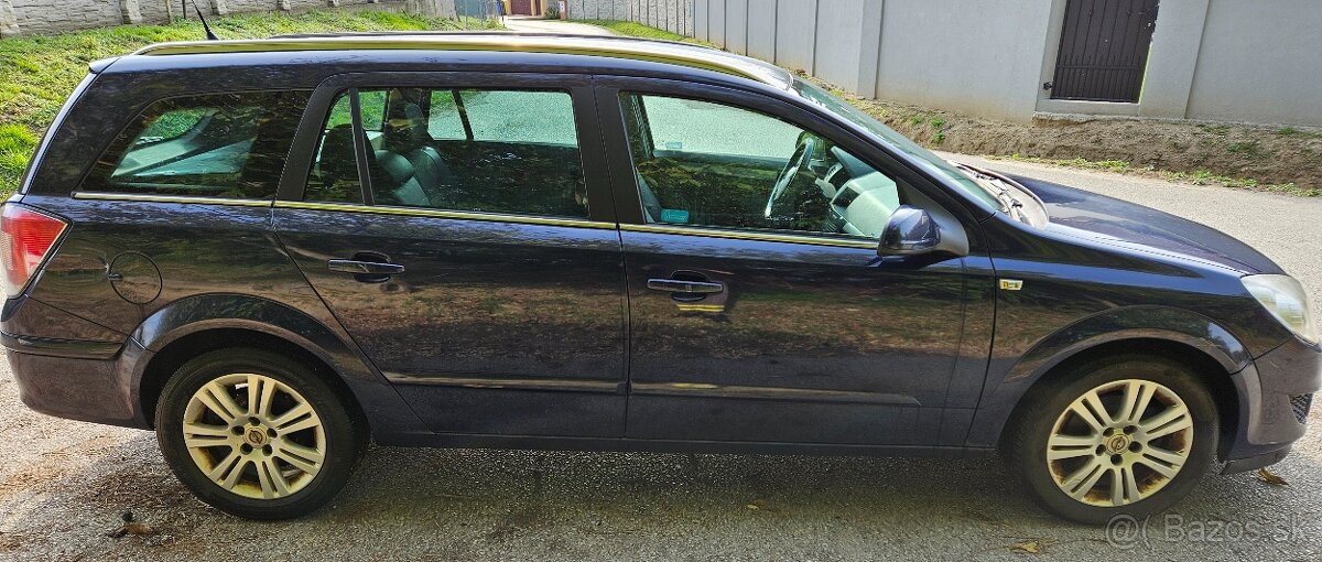 Opel astra H - 3