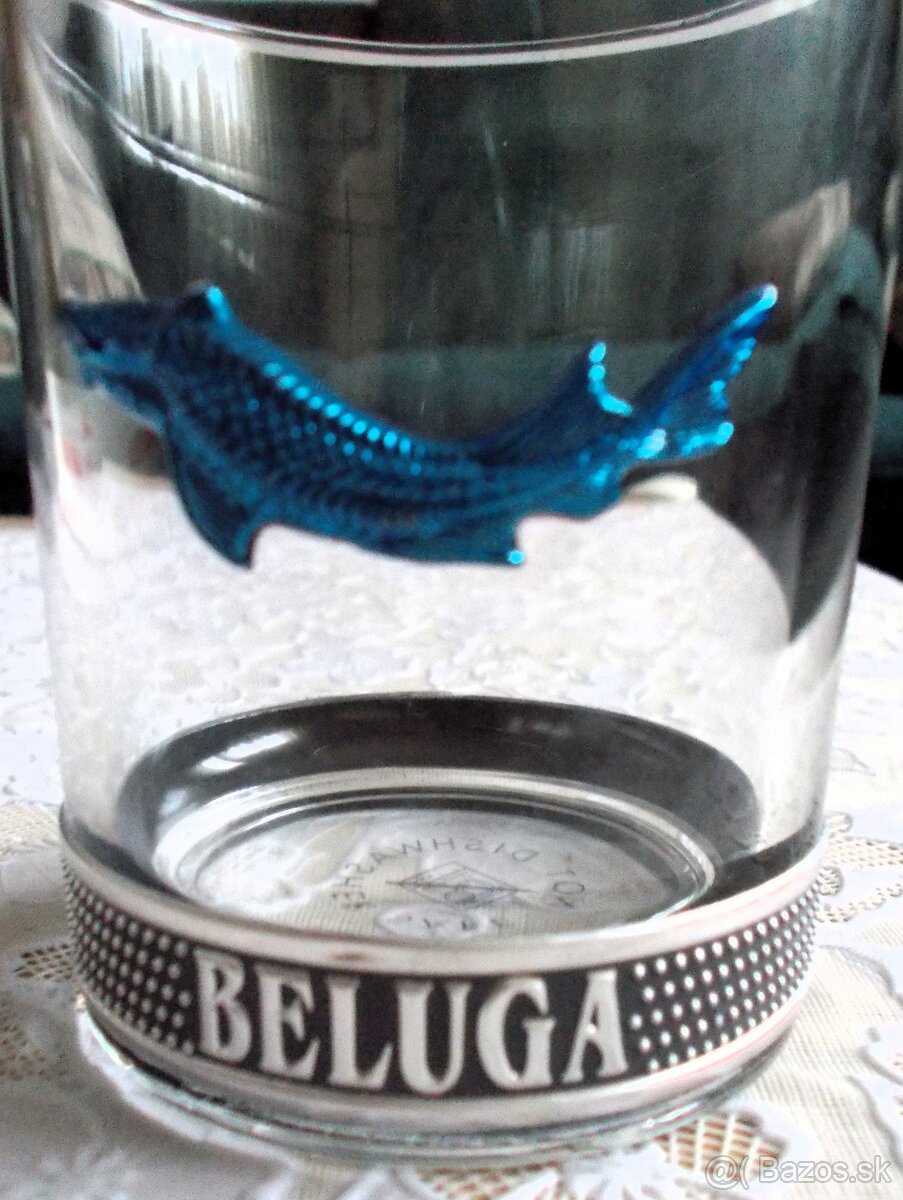 Predám poháriky a plechovú dózu - 3