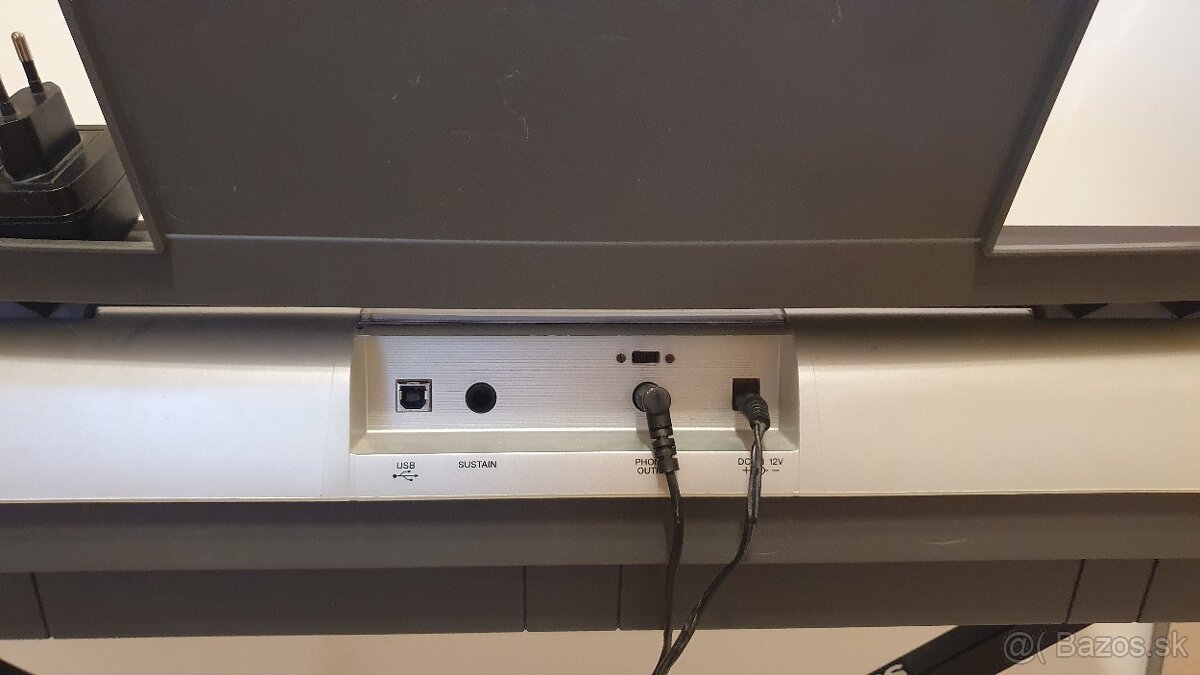 KEYBOARD YAMAHA PSR E403 - 3