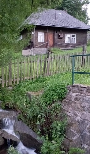 Chalupa s potokom - 3