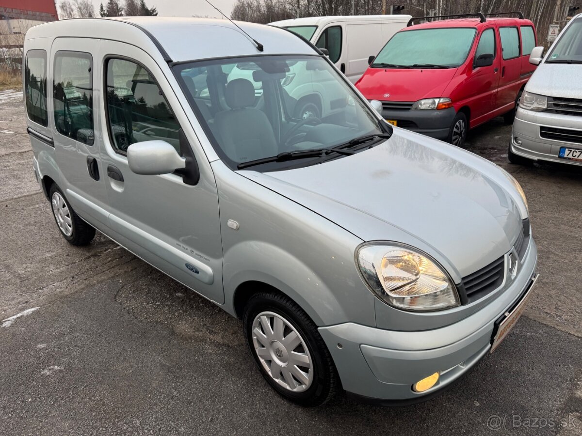 Renault Kangoo 1,5 Dci 5 míst 1. majitel - 3