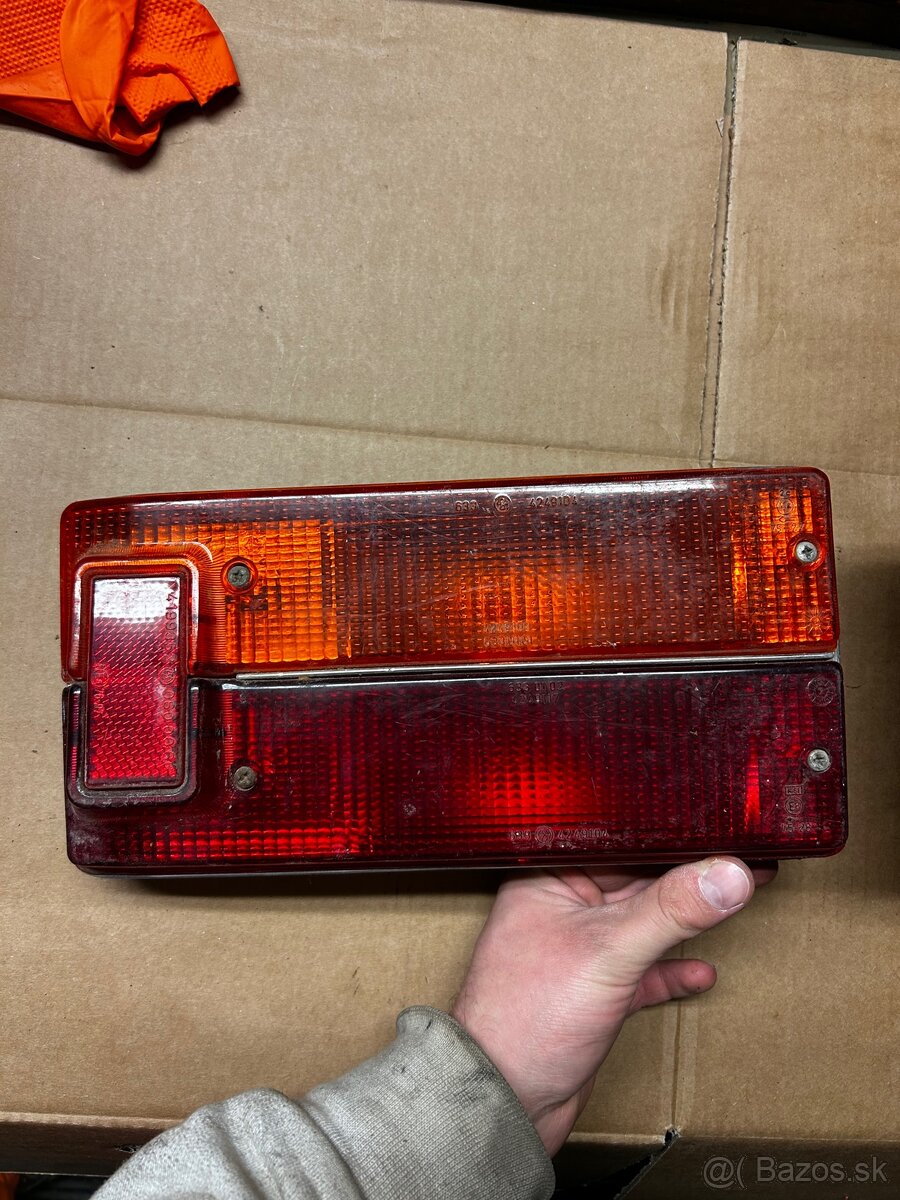Zadné svetlá Fiat 125p - 3