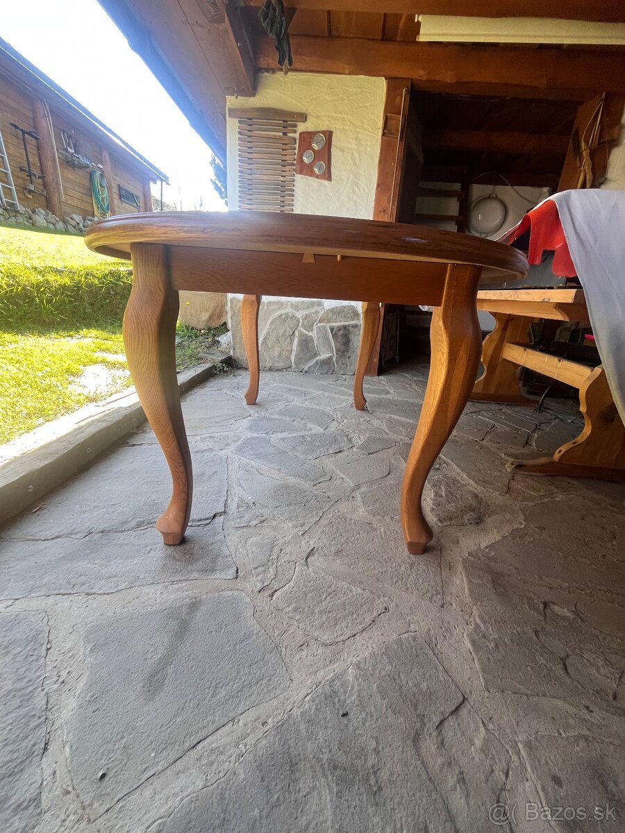 Stôl a stoličky - 3