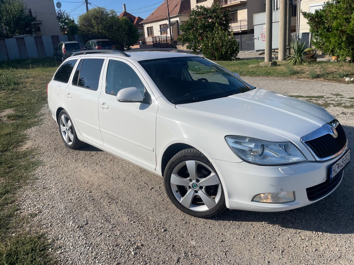 Škoda Octavia 2 2.0TDI DSG - 3