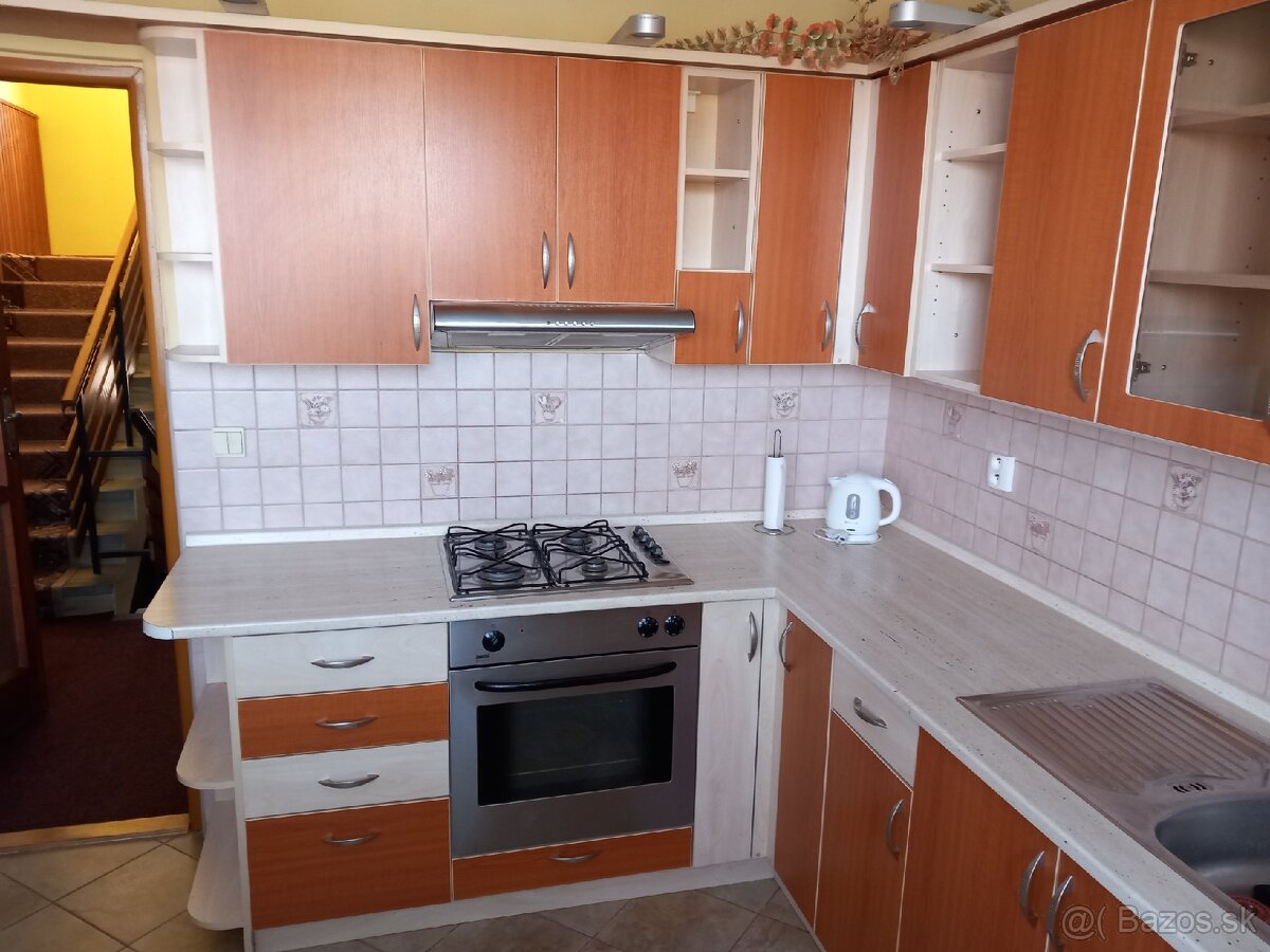 Rohová kuchynská linka - 3