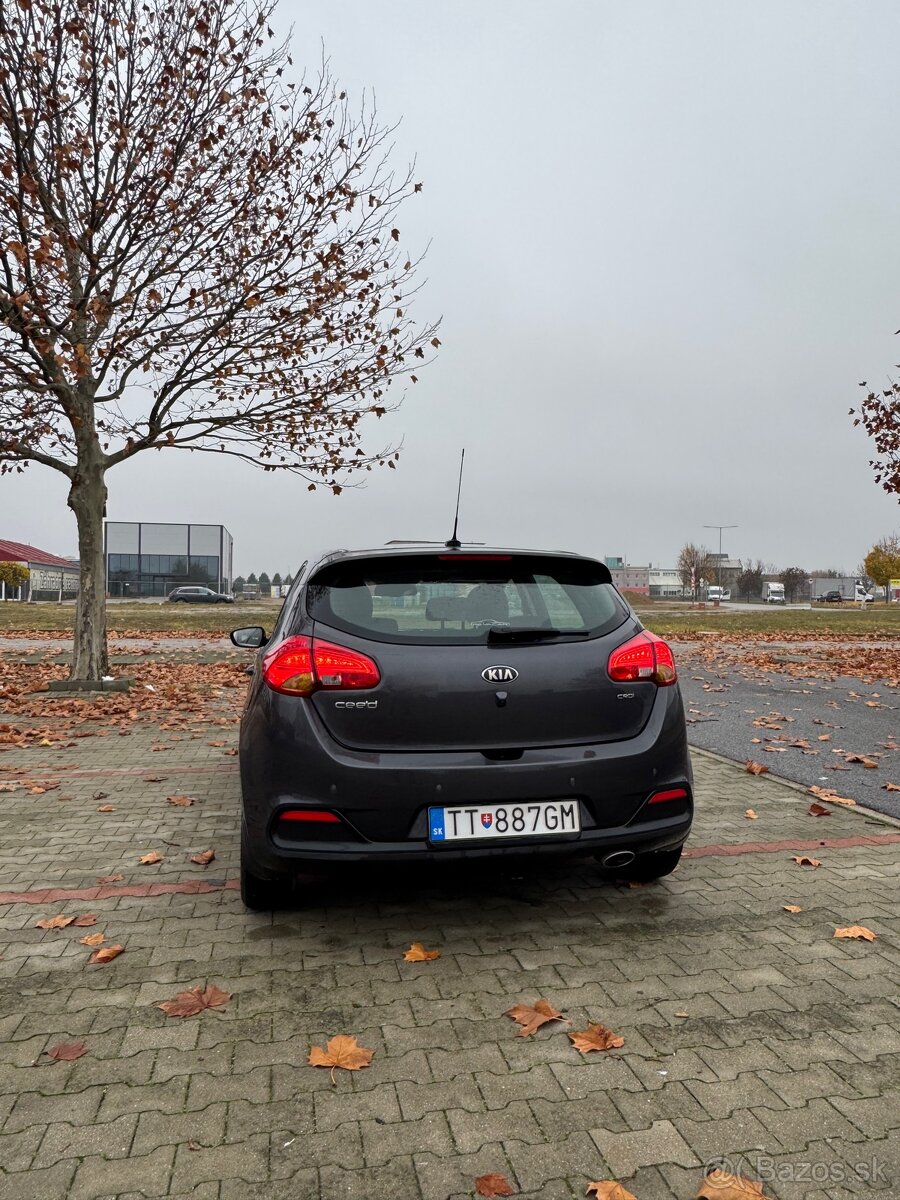 Predám Kiu Ceed 2012, 1.6 Turbo diesel, 96 kW. - 3