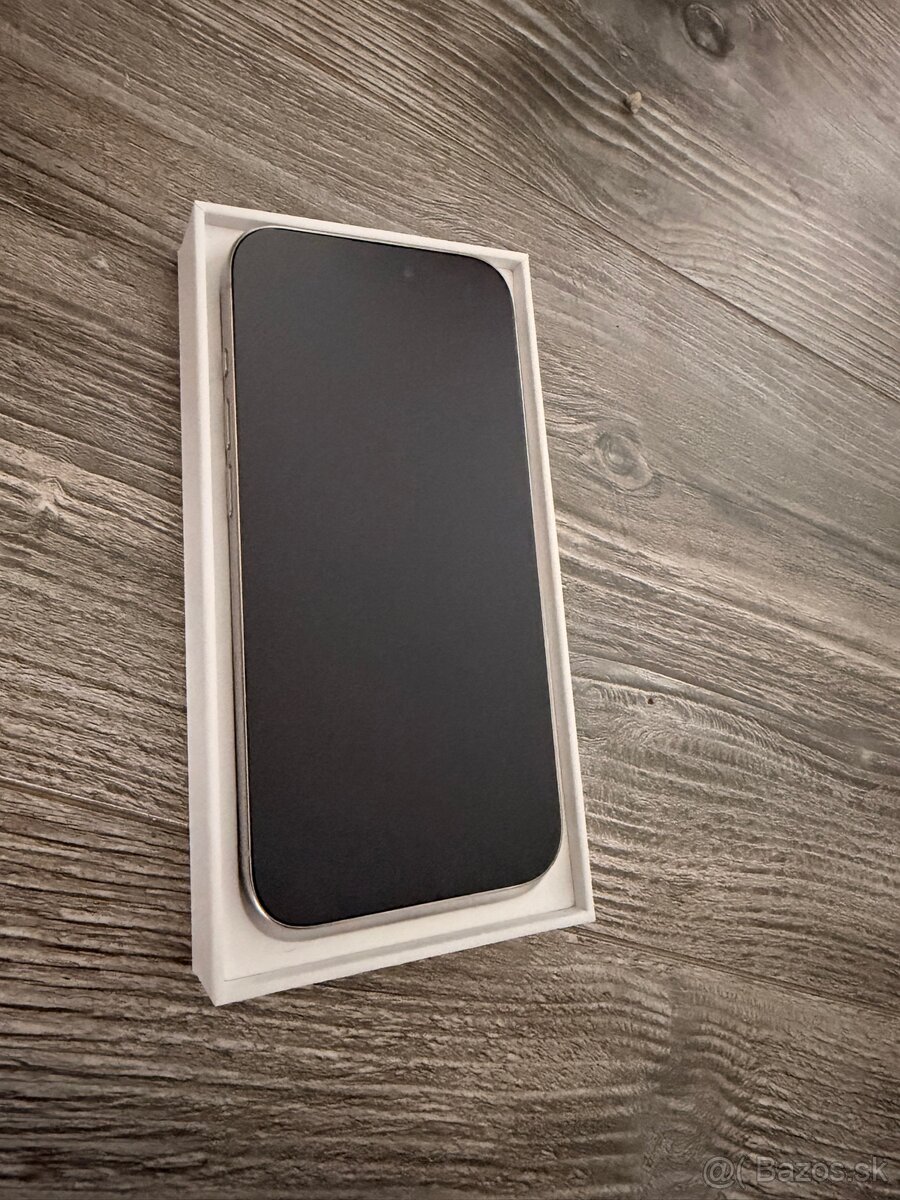 iPhone 15 Pro White Titanium - 3