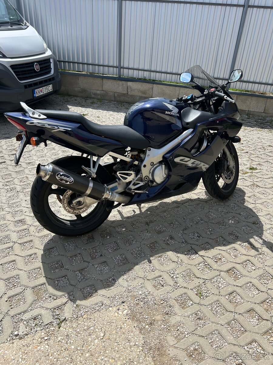 Honda CBR600F-2 - 3