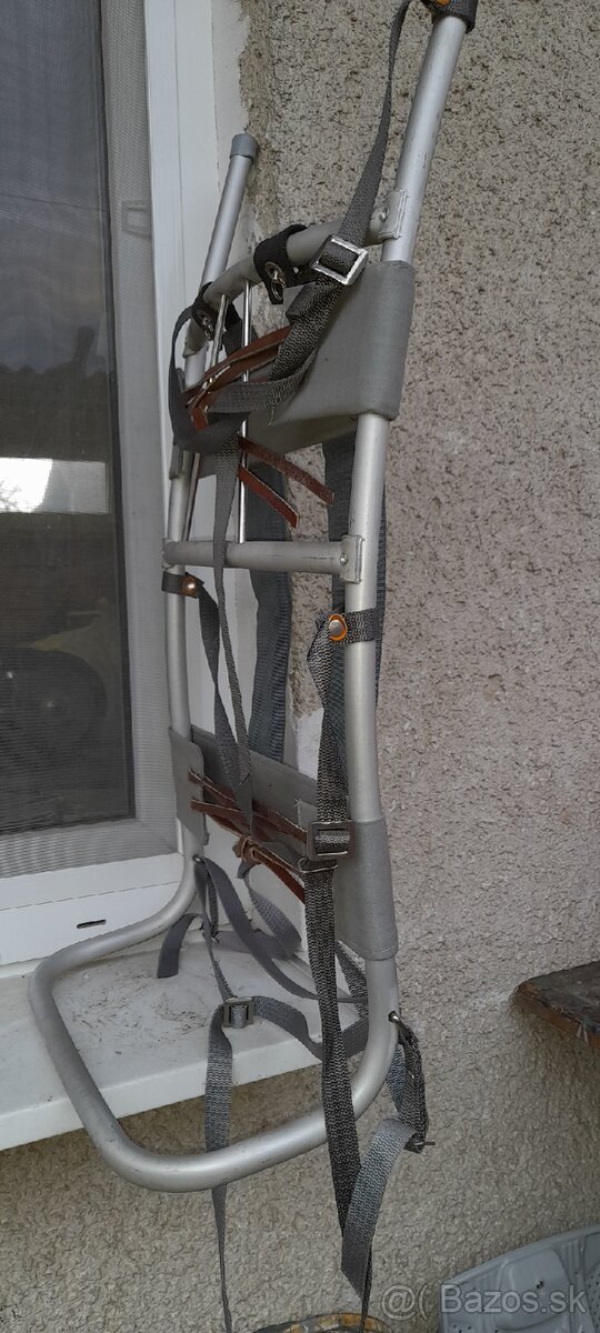 Predám retro nosič na ruksak. - 3