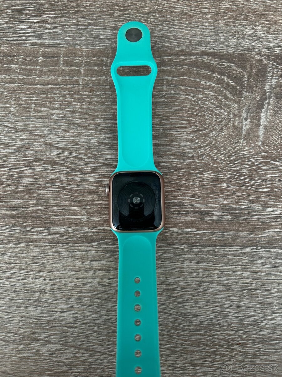 Apple Watch SE I. generácie - 3