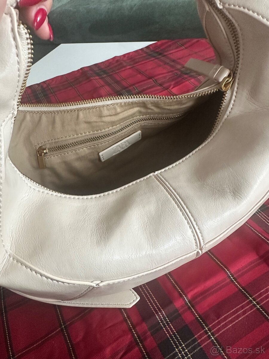 zara kabelka- Rím - 3