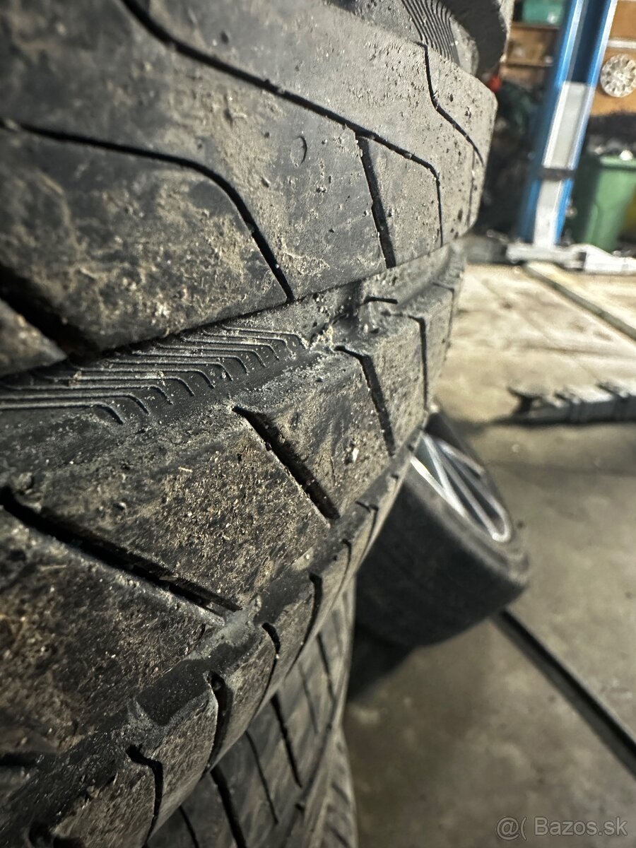 Letné pneu 245/50 R19 - 3