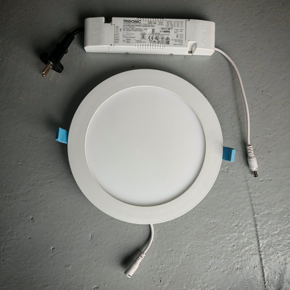 Zapustené bodové svetlá - 3