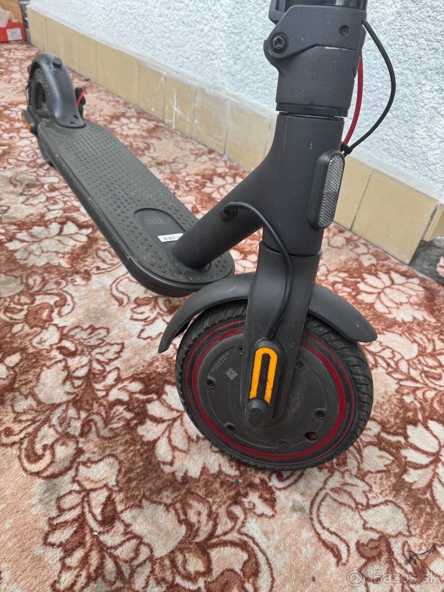 Elektricka kolobežka Xiaomi Mi Pro 2 - 3