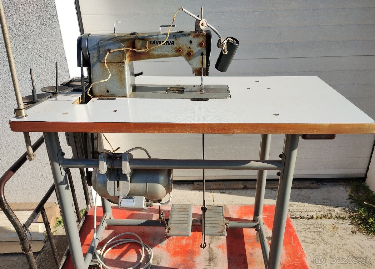 Predáme šijací stroj MINERVA - 3