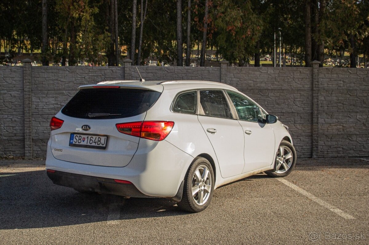 Kia Ceed SW 1.6 GDI - 3