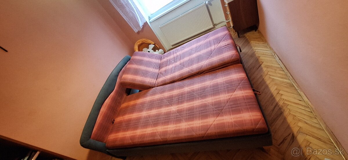 Predám čalúnenú manželskú posteľ - 3