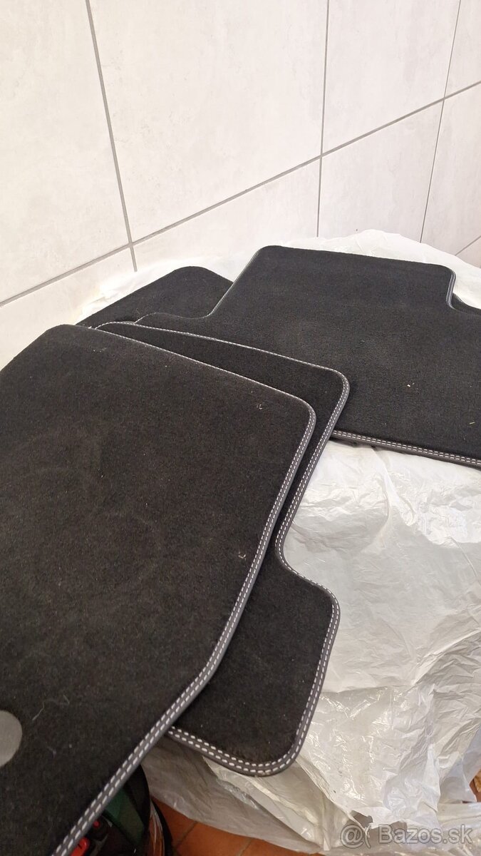 KOBERCE ROHOŽE FORD KUGA 2017 - 3