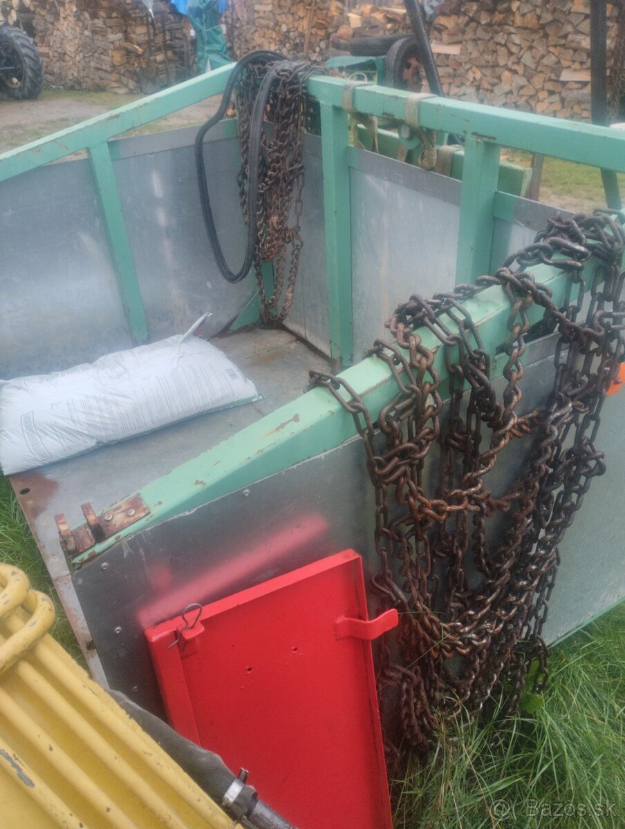 Bedna do 3 bodu (sklopná) za traktor - 3