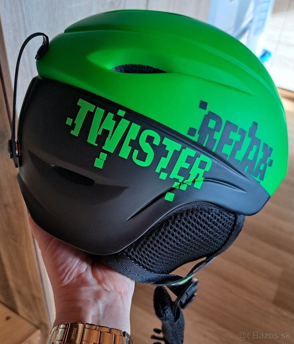 Lyžiarska prilba s okuliarmi - 3