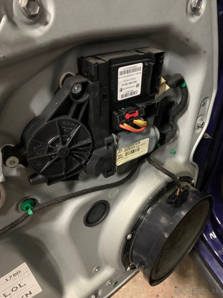 Náhradné diely z vw touran - 3