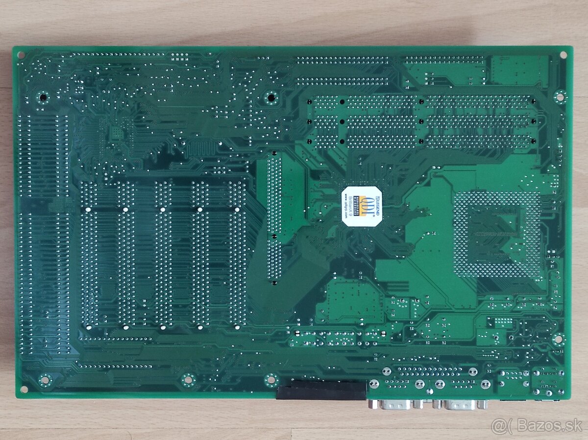 Predam zakladne dosky s Intel 440BX - 3