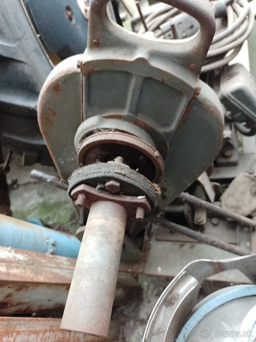 Traktorová štartovačka - 3