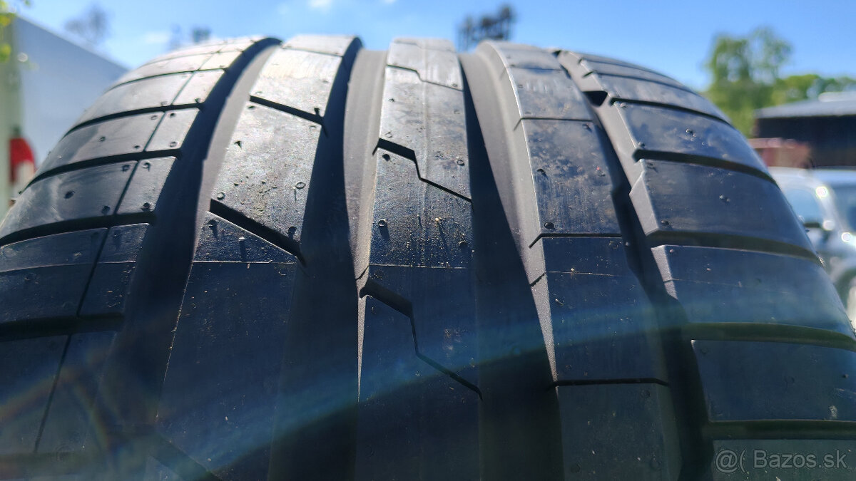 Letné pneu 285/35 ZR19 --- HANKOOK - 3