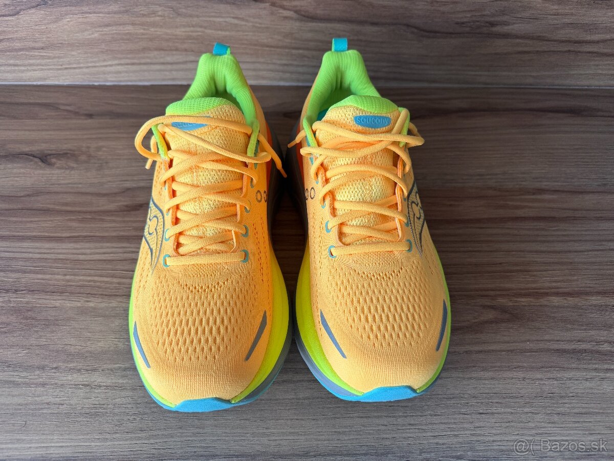 Saucony Huricane 25 - 3