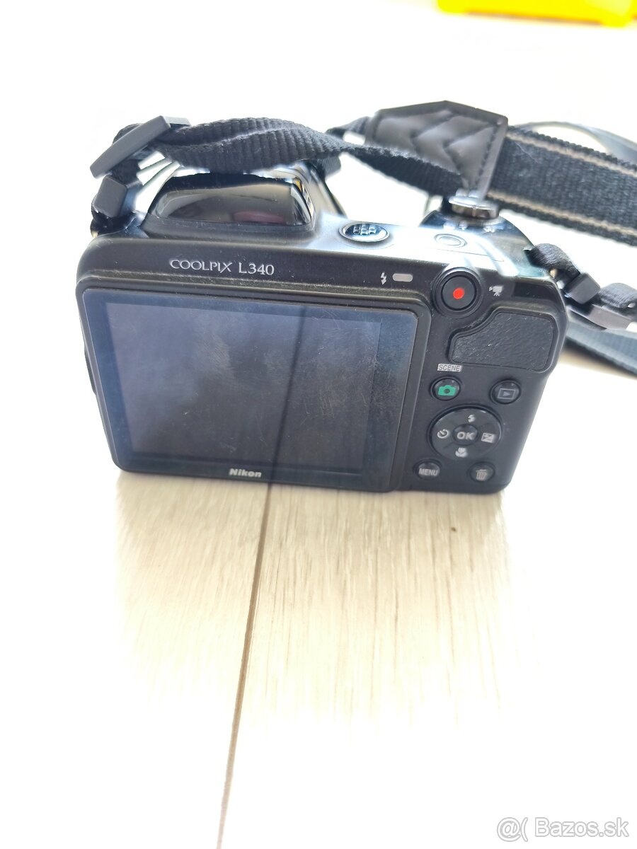 Nikon CoolPix L340 - 3