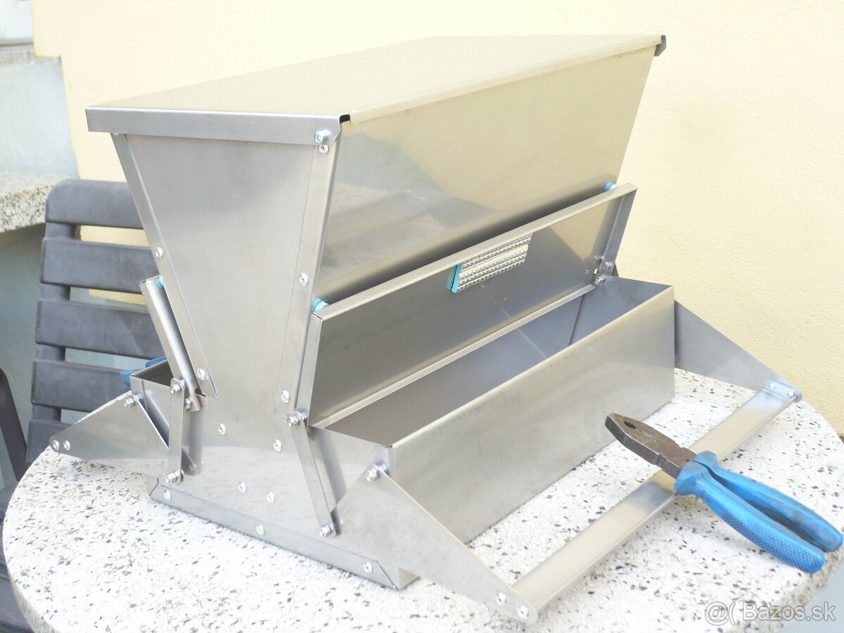 Krmítko pre sliepky - nerezové - 3