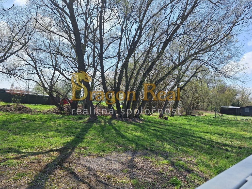 PREDAJ/PRENÁJOM - Pozemok o rozlohe 889m2 - NIŽNÁ ŠEBASTOVÁ - 3