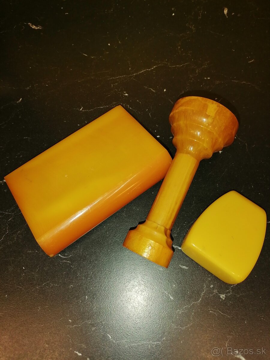 Bakelitové veci. - 3