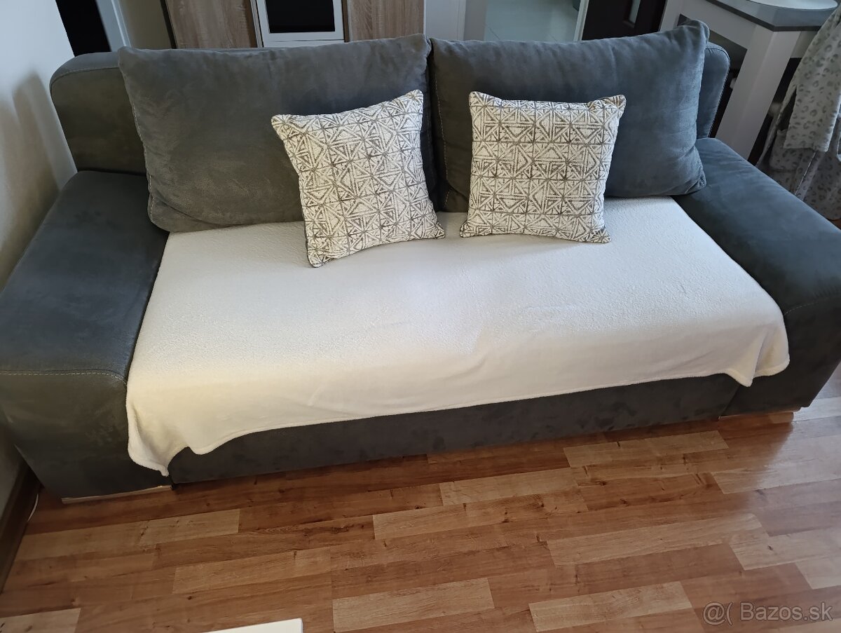 Rozťahovacia pohovka - rezervovaná - 3