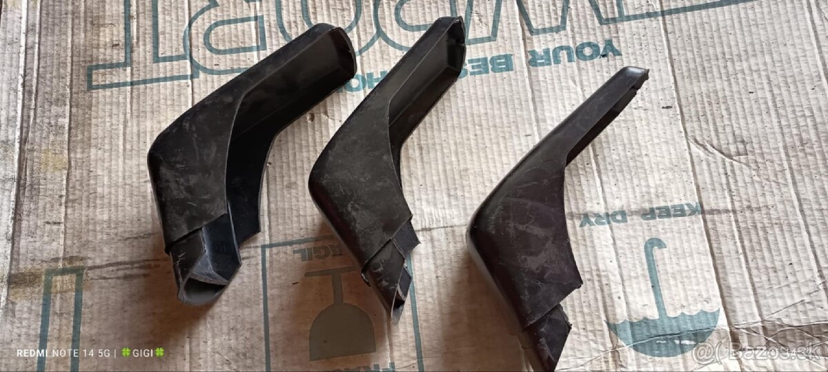 Plastové rohy trabant 601 - 3