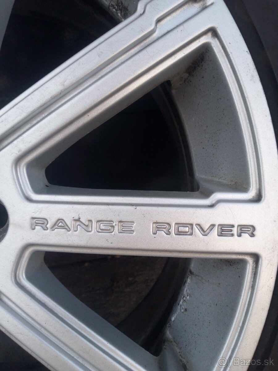 Hliníkové disky Land Rover zimné pneu 255/50R20