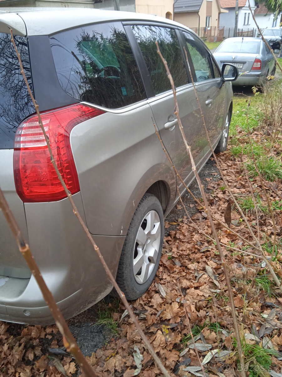 Peugeot 5008 1.6 THP 16V , 116 kw - 3
