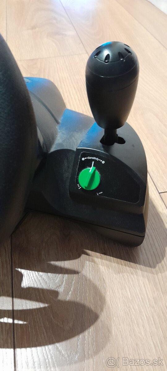 Volant z pedalmi - 3