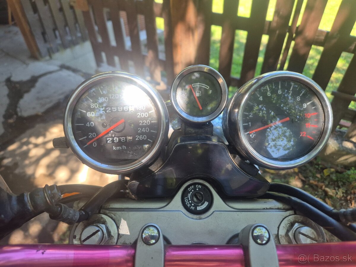 Suzuki Bandit 1200 - 3