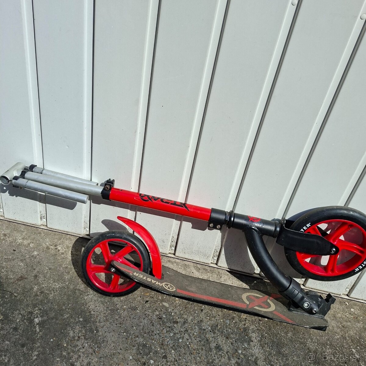 Kolobežka MASTER Xtrax - 230 mm - 3