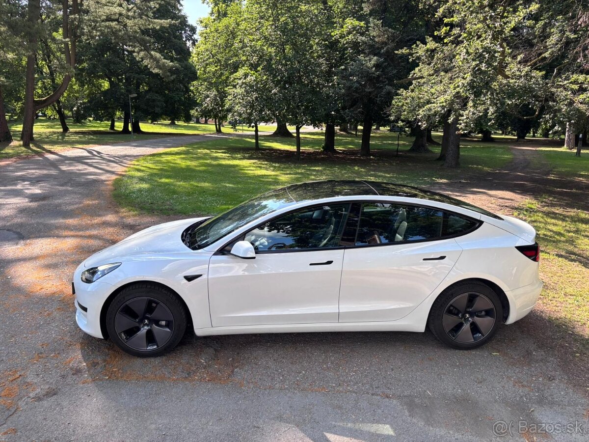 Tesla model 3 RWD 5/2023 - možný odpočet DPH - 3