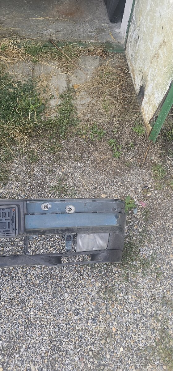 Predny naraznik bmw e34 v8 - 3