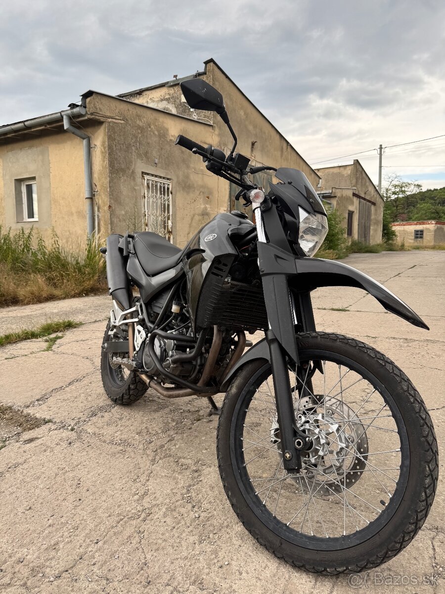 Yamaha XT660R