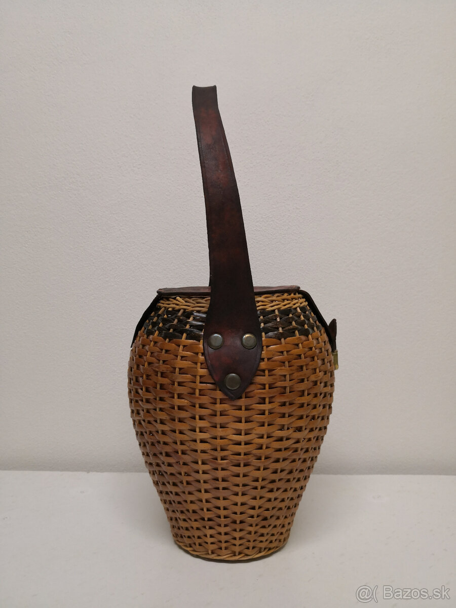 Starý košík na veci - 3