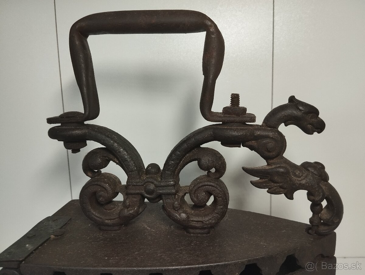 Atypická sběratelská žehlička DRAK s hvězdou - 3