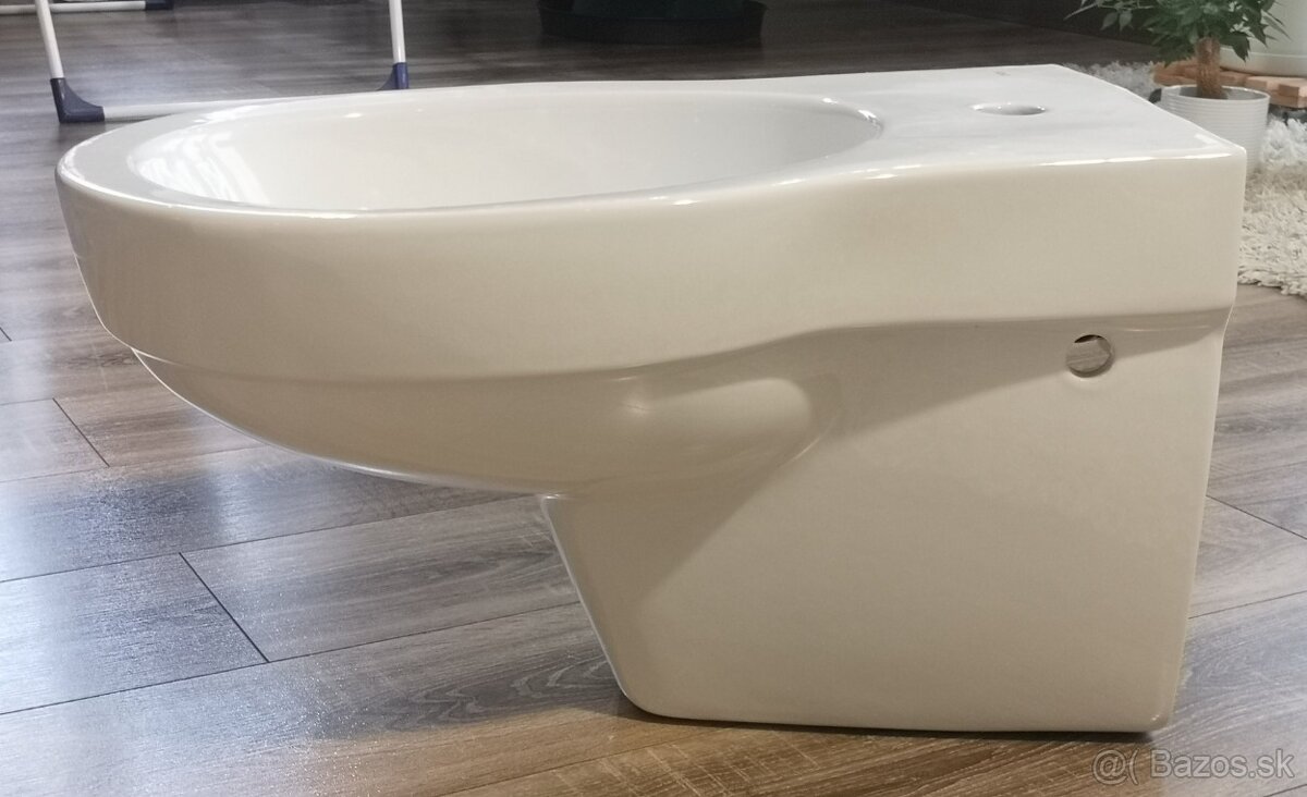 Predám závesný bidet - 3