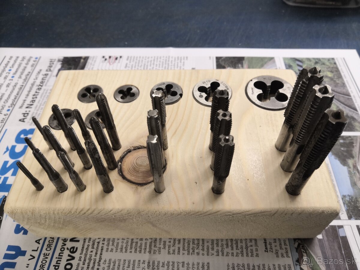 P:staré závitníky čssr sada M1 - 3